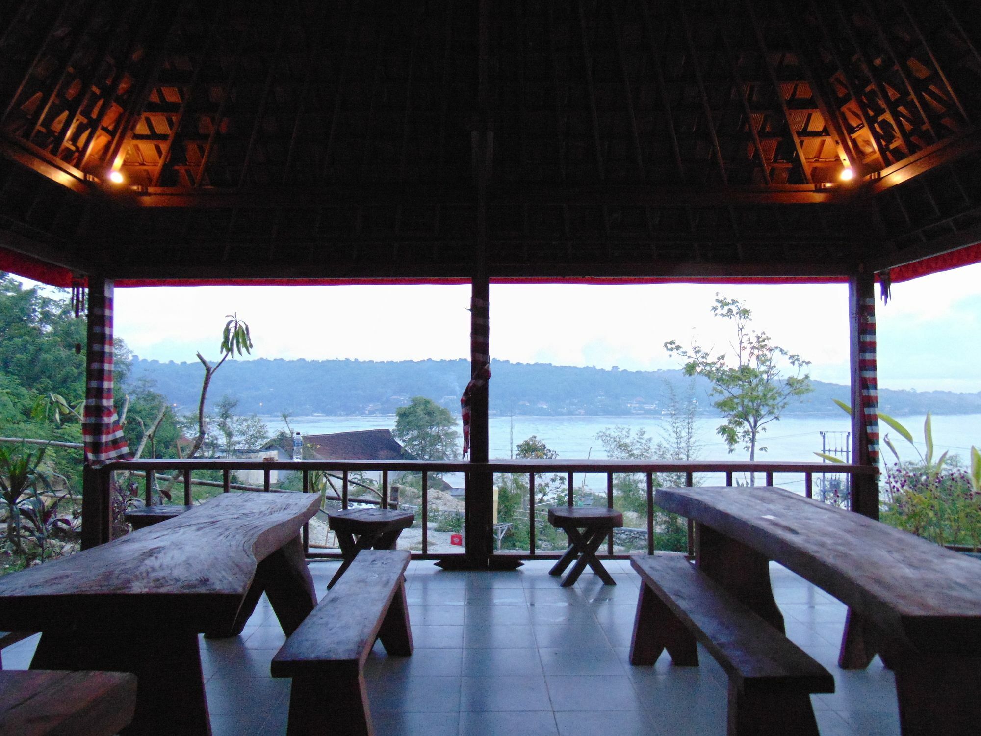 Starfish Lembongan Otel Nusa Lembongan Dış mekan fotoğraf